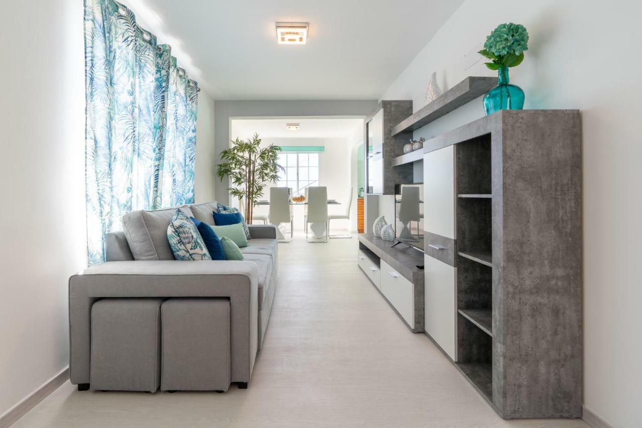 Casa Campos , Modern Two Bedroom House In Loreto